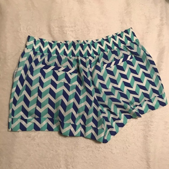 Shorts medium - Picture 2 of 2